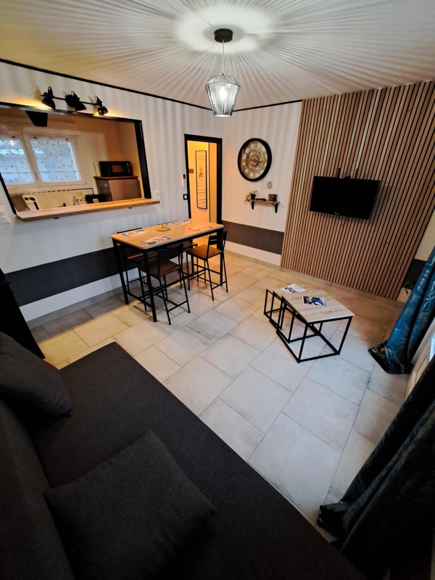 Eco-logis Le 50, Maison Avec Jardins Et Terrasse Privatifs *